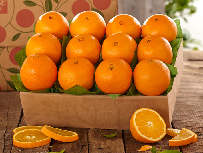 Đồng thời, bạn nên bổ sung các loại rau, củ, quả giàu vitamin C như cam, bưởi, quýt... để thúc đẩy cơ thể hấp thụ sắt, từ đó nâng cao khả năng chống lạnh của cơ thể. (Ảnh Halegroves)