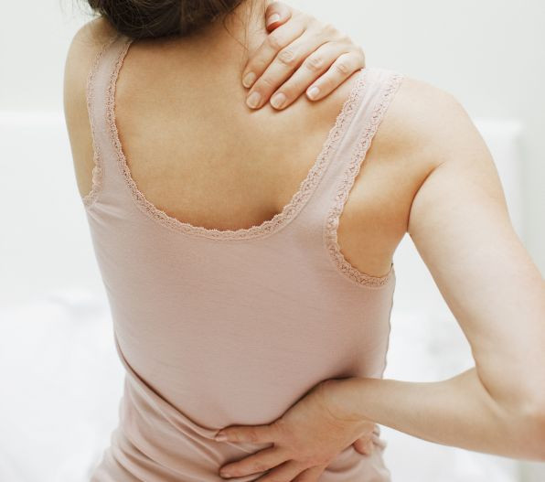 Để có một bộ xương chắc khỏe. Xương có vai trò cực kì quan trọng với cơ thể mỗi người. Cùng với việc cung cấp đủ canxi, vitamin D và các dưỡng chất, tập tạ giúp gia tăng mật độ xương của bạn. Để tránh bị loãng xương (mật độ xương thấp), tập gym là lựa chọn lành mạnh cho chị em phụ nữ.