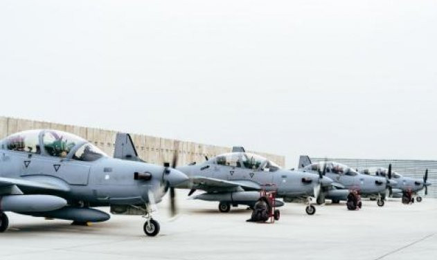 Vào ngày 25/7 vừa qua, Mackenzie, chỉ huy của Bộ Tư lệnh Thủy quân lục chiến Mỹ tại Afghanistan cho biết: "Mỹ đã tăng cường các cuộc không kích trong những ngày qua, để hỗ trợ cho quân đội Afghanistan. Nếu Taliban tiếp tục tấn công, chúng tôi sẽ tiếp tục tăng mức độ không kích trong những tuần tới".