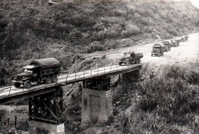 Tuyến đường chi viện chiến lược Trường Sơn - Đường Hồ Chí Minh đã đi vào lịch sử như một kỳ tích của dân tộc, góp phần quan trọng vào thắng lợi mùa Xuân năm 1975.