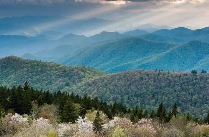 Núi Appalachian là một trong những ngọn núi lâu đời nhất trên Trái Đất.