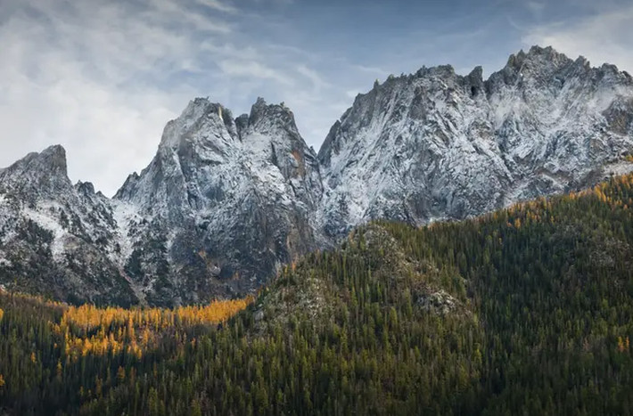 Dãy núi Cascade được gọi là dãy Alps của nước Mỹ.