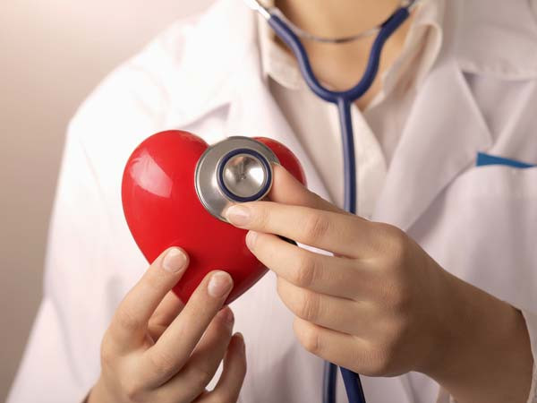 Kết quả là, lượng máu cung cấp cho các cơ quan quan trọng khác như tim và não giảm nhanh chóng. Các phản ứng thiếu máu cục bộ nghiêm trọng ở não và tim làm tăng nguy cơ đột tử.
