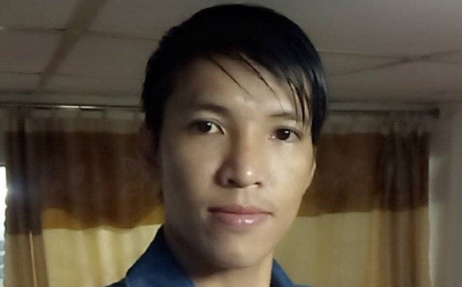 Sau đó, Khải bị chị N. chặn tin nhắn và không nghe điện thoại. Cho rằng chị N. có tình mới, Khải đến gặp người yêu để nói chuyện thì được biết N. đã có bạn trai khác. Ngày 26/3, Khải mua dao thủ sẵn, rủ N. ra công viên để muốn nối lại.