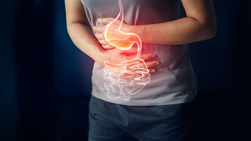 Bệnh dạ dày. Buổi sáng ngủ dậy, thức ăn trong đường tiêu hóa được tiêu thụ hết. Nếu không bổ sung thức ăn kịp thời, dạ dày vẫn tiết axit, co bóp làm tăng nguy cơ viêm dạ dày, loét dạ dày tá tràng, các vấn đề khó chịu ở đường tiêu hóa.