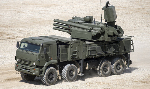Pantsir-S1 là tổ hợp pháo phòng không kết hợp tên lửa đánh chặn tầm thấp hiện đại hàng đầu thế giới hiện nay và hiện đang được nhiều quốc gia trên thế giới sử dụng. Tổ hợp đã được thử lửa qua các cuộc thực chiến tại chiến trường Syria.
