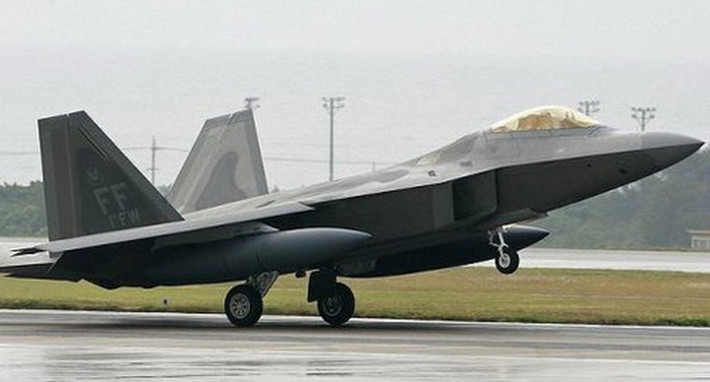 Trên thực tế, việc Israel muốn mua F-22 chắc cũng chỉ là đòn "tung hỏa mù" các đối thủ, hoặc "làm mình mẩy" với Mỹ, như các lý do đã trình bày ở trên; ngoài ra Mỹ phải có trách nhiệm, duy trì "lợi thế về chất lượng quân sự" (QME) cho Israel. Đây là điều mà Mỹ bắt buộc phải bảo tồn về mặt pháp lý.