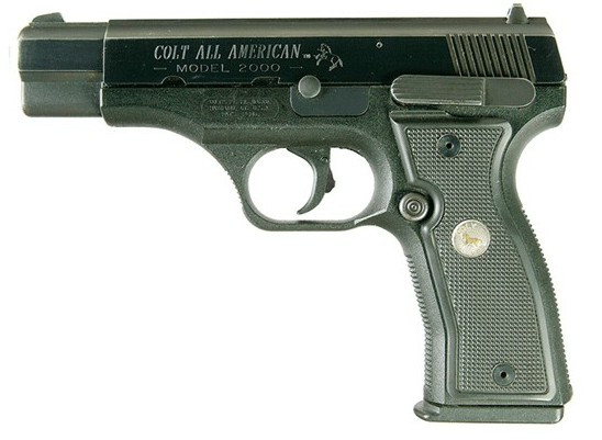 Đứng cuối danh sách làm mẫu súng ngắn Colt 2000; đây là câu trả lời của hãng sản xuất vũ khí lâu đời nhất của Mỹ là Colt với huyền thoại Glock của Áo. Mặc dù được phát triển bởi các nhà thiết kế súng nổi tiếng Reed Knight Jr. và Eugene Stoner (người phát minh ra súng trường AR-15), nhưng Colt 2000 là một thất bại đáng xấu hổ.
