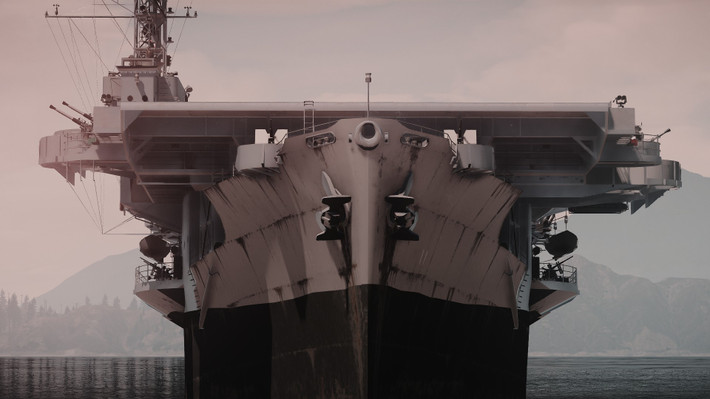 Tàu sân bay USNS Card nguyên là tàu sân bay hộ tống lớp Bogue được đóng năm 1941, có chiều dài 151 mét, trọng lượng đầy tải 16.500 tấn. Sau khi Thế chiến II kết thúc, nó tiếp tục phục vụ hải quân Mỹ với vai trò là tàu sân bay chở trực thăng và xe bọc thép M113 sang Việt Nam.