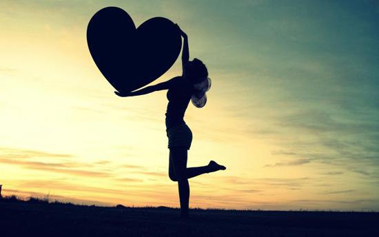Theo thời gian, bạn bắt đầu trở nên giống như một nhân vật tomboy nổi loạn. Điều này là đủ để làm cho nhiều người khác giới nhìn thấy bạn sẽ ngại ngần lảng tránh.