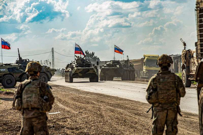 Hy vọng duy nhất của Donetsk và Lugansk là dựa vào Nga, nhưng mọi thứ sẽ phụ thuộc vào hình thức mà Điện Kremlin quyết định hỗ trợ Donbass và Moscow sẽ sẵn sàng đi bao xa trong cuộc chiến này. Đây cũng là một câu hỏi cực kỳ gây tranh cãi của giới chuyên gia quân sự.