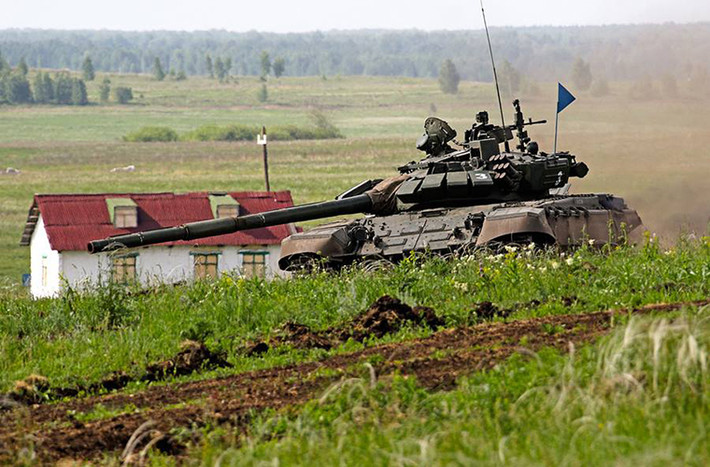 T-72B3 là biến thể nâng cấp hiện đại nhất của dòng xe tăng chiến đấu chủ lực T-72 của Quân đội Nga được đưa vào trang bị từ năm 2012.