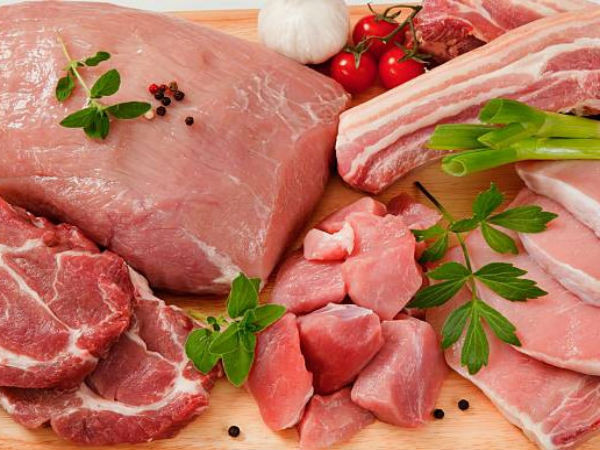 Bạn cũng nên tiêu thụ thịt đỏ để giúp xây dựng cơ bắp và tăng cân.