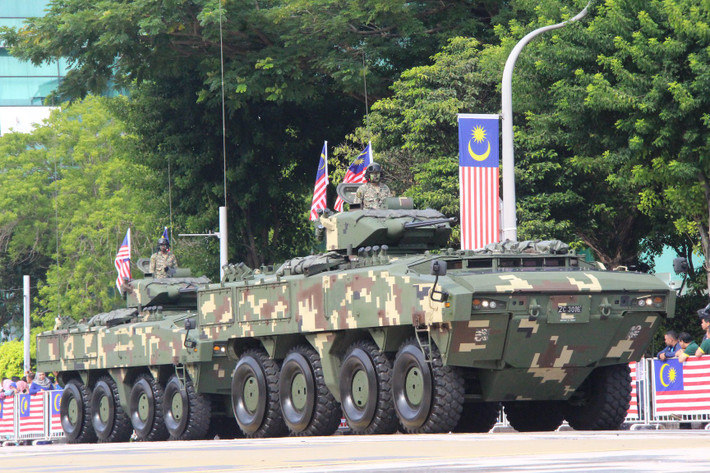 Xe thiết giáp đa năng AV8 Gempita do Malaysia hợp tác cùng Thổ Nhĩ Kỳ sản xuất. Loại này có thể làm nền tảng tích hợp tên lửa chống tăng, súng cối và tháp pháo tự động 25-12,7mm. Ảnh: kemenierian pertahanan