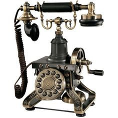 Điện thoại Antique Bronze được thiết kế theo ý tưởng Tháp Eiffel nổi tiếng. Đây là chiếc điện thoại được đánh giá có nhiều bước tiến mới và dễ sử dụng.