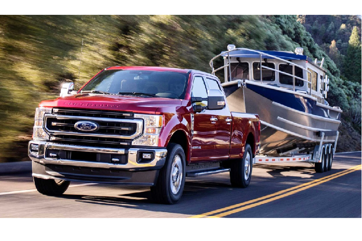 Dẫn đầu Top 10 ôtô bán chạy nhất tại Mỹ là mẫu bán tải Ford F-Series mới có thân làm hoàn toàn bằng nhôm, nhẹ hơn thế hệ trước. Động cơ có nhiều tùy chọn, gồm V6 và V8 5.0L. Bản tăng áp V6 3.5L và V8 sử dụng hộp số tự động 10 cấp. Khoang lái yên tĩnh, tăng tốc nhanh, tiêu thụ nhiên liệu ở mức chấp nhận được. Xe cồng kềnh nhưng lái an toàn và tin cậy.