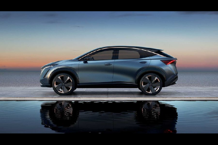 Trên thực tế, Ariya Concept chính là một bản mở rộng của Nissan IMx concept đã được giới thiệu tại Tokyo Motor Show 2017.