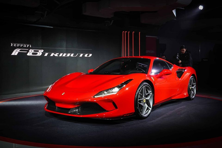 Sau Việt Nam, đại gia Thái giờ mới được giới thiệu Ferrari F8 Tributo chính hãng. Ferrari F8 Tributo chính hãng ở Thái Lan có giá bán 19,27 tỷ đồng