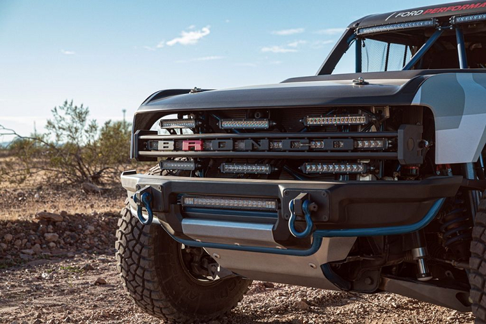 Hãng xe ôtô Mỹ cho biết, mẫu xe địa hình Ford Bronco R sẽ sử dụng nền tảng khung T6, tương tự như "người anh em" Ranger nhằm tối ưu hoá độ bền của thân xe.