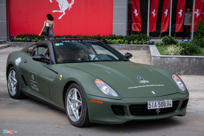 Siêu xe Ferrari 599 GTB thuộc sở hữu của ông Đặng Lê Nguyên Vũ vẫn là chiếc độc nhất Việt Nam. Mẫu xe này được nhập về Hà Nội vào tháng 8/2009 và gây xôn xao giới chơi xe lúc bấy giờ. Tuy nhiên không lâu sau, siêu xe này dính tai nạn nghiêm trọng và biến mất một thời gian dài. Sau nhiều lần tu bổ, chiếc xe giờ đây có màu sơn ngoại thất xanh quân đội.
