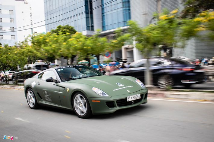 Bên cạnh Ferrari 599 GTB, ông Đặng Lê Nguyên Vũ còn sở hữu nhiều siêu xe thuộc thương hiệu ngựa chồm như 488 Spider, 488 GTB, 458 Italia, 458 Speciale...