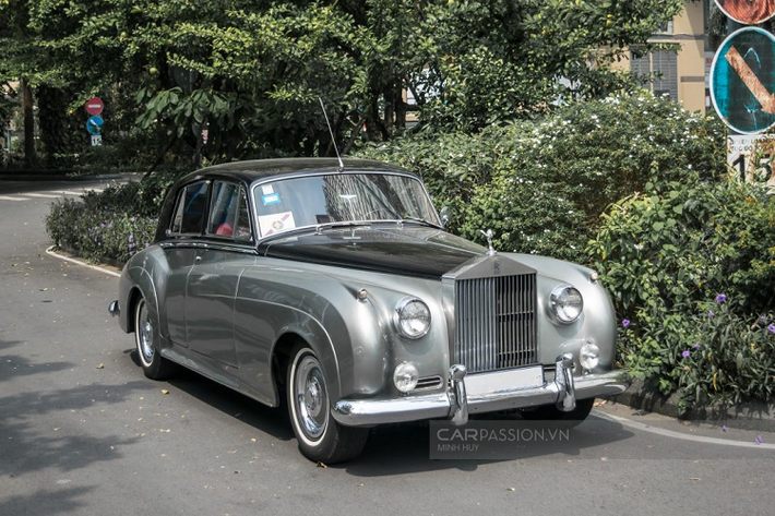 Chính vì mục đích hướng tới tầng lớp cao cấp, những chiếc Rolls-Royce luôn luôn được chế tạo với mục đích tối đa hóa sự sang trọng, đem lại sự thoải mái cho chủ nhân cũng như thể hiện địa vị, quyền lực của những người sử dụng chiếc xe này.