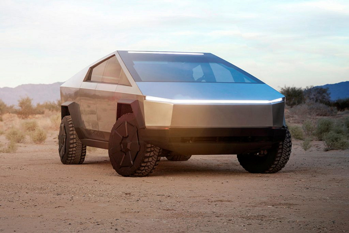 Xe bán tải điện Tesla được sản xuất thương mại số lượng lớn, tuy nhiên Tesla lại mang đến những công nghệ, vật liệu mới nhất. Đơn cử, ngoại thất của xe được làm từ loại thép không gỉ gia công nguội mới. Loại thép này không khác những chất liệu được sử dụng cho xe chống đạn là bao khi chịu được sức công phá của búa tạ tác động trực tiếp, hay kể cả là đạn 9 li. Bên cạnh vỏ xe, kính lái cùng kính cửa sổ cũng được Tesla giới thiệu là loại kính cường lực chống va đập mới có tên Armor Glass.