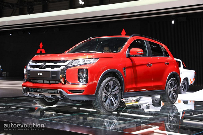 Trong nỗ lực hấp dẫn hóa mẫu crossover cỡ nhỏ của mình, Mitsubishi Motors Bắc Mỹ đã chính thức công bố chứng chỉ an toàn chất lượng 5 sao cho Eclipse Cross, cấp bởi Cơ quan An toàn Giao thông Quốc gia Mỹ NHTSA. Cụ thể, tuy chỉ nhận được 4 trên 5 sao về mức độ an toàn cho người lái khi xảy ra va chạm trước, Mitsubishi Eclipse Cross 2020 vẫn được đánh giá 5 sao về khả năng bảo vệ tất cả hành khách.
