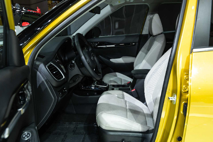 Giá bán chi tiết hơn sẽ được Kia công bố trong thời gian sắp tới. Tại Việt Nam, KIA Việt Nam vẫn chưa có kế hoạch phân phối mẫu xe Seltos.