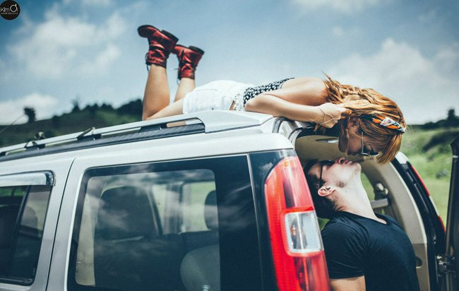 Vậy mà theo thời gian, tiếp xúc Thanh bắt đầu nhận ra cô đã dần cảm mến Paul lúc nào không hay. Anh chàng cũng không ngại tiết lộ mình có cảm tình với Thanh. Tháng 10 năm ngoái, họ chính thức quen nhau.