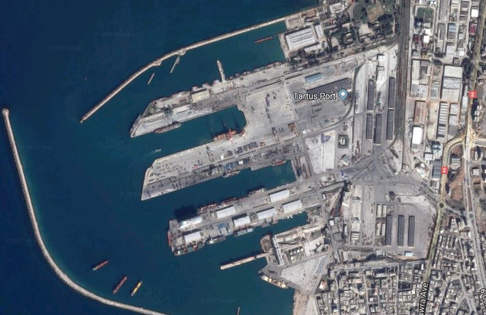 Trong khi đó, cảng Tartus của Syria - một trạm dừng chân của Hạm đội 5 của Liên Xô trong Chiến tranh Lạnh, một lần nữa trở thành căn cứ hải quân của Nga, để phục vụ các tàu chiến, bao gồm cả các tàu chạy bằng năng lượng hạt nhân.