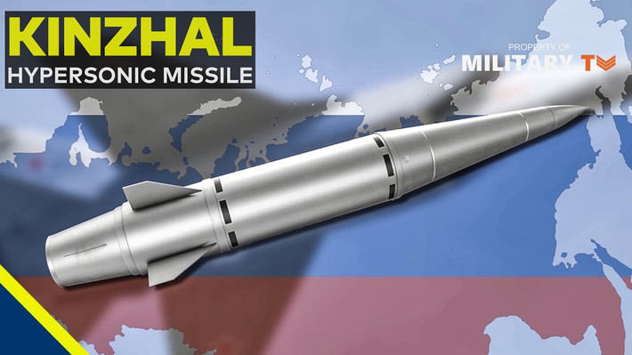 Công chúng lần đầu tiên được biết về sự phát triển của loại vũ khí Kinzhal vào tháng 3/2018, từ Thông điệp liên bang của Tổng thống Nga Putin; khi ông cho biết, phương tiện mang phóng loại tên lửa này là siêu tiêm kích đánh chặn MiG-31.