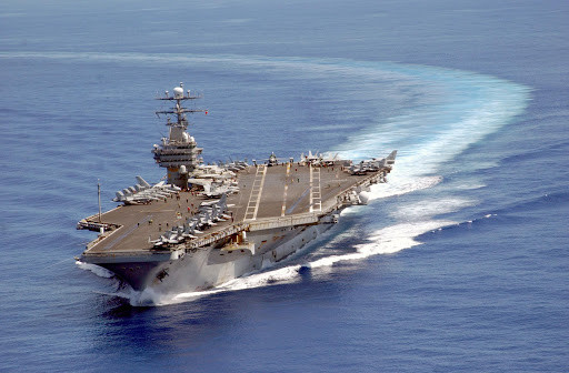 Để răn đe, nhóm tấn công do tàu sân bay USS Carl Vinson của Hải quân Mỹ dẫn đầu, đã thực hiện một cuộc tập trận ở phía đông Thái Bình Dương, cách quần đảo Hawaii khoảng 321 km về phía đông, nhằm "ngăn chặn" các hoạt động tập trận của Nga.