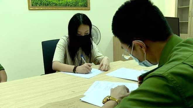 Hai đối tượng trên là Trần Nguyễn Diệp Anh (SN 2003, trú tại bản Buổn, xã Chiềng Cơi, thành phố Sơn La, tỉnh Sơn La) và Nguyễn Trung Sáng (SN 2000, trú tại xóm 2, xã Quang Sơn, huyện Đô Lương, tỉnh Nghệ An)(Diệp Anh tại cơ quan công an)