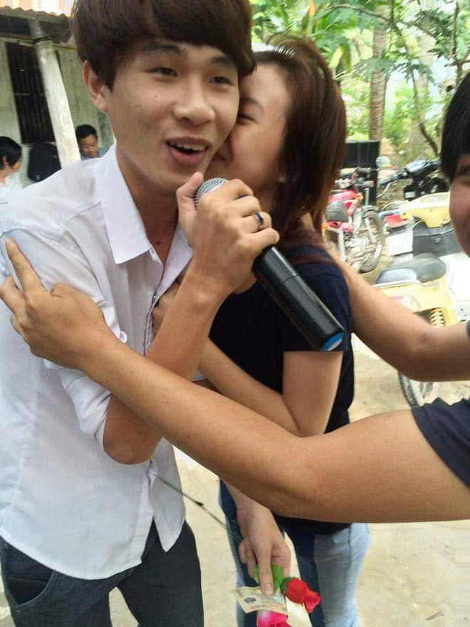 Thời chưa nổi tiếng, Jack chỉ là chàng trai đen nhẻm, ăn mặc giản dị và khuôn mặt hiền lành, ngô ngố.