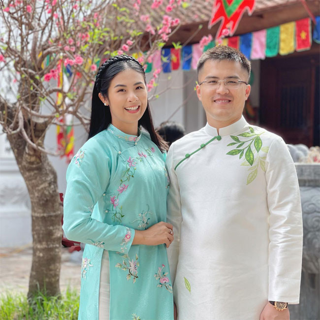 Theo thời gian, cả Ngọc Hân và bạn trai đều nhuận sắc hơn.
