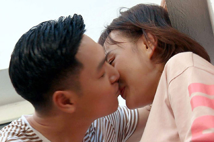 Hai diễn viên được khán giả yêu thích nhờ câu chuyện tình lắt léo, vẻ ngoài trai xinh gái đẹp. Phương Oanh từng chia sẻ, Mạnh Trường là bạn diễn ăn ý nhất của cô tính đến lúc này. (Ảnh: Vietnamnet)