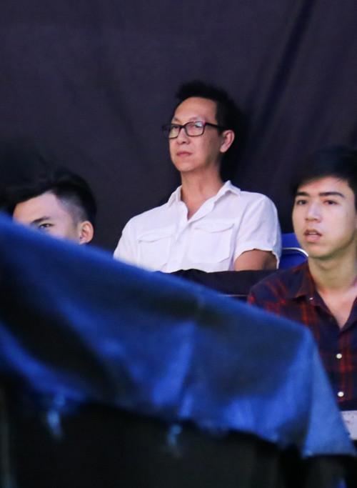 Minh Tuyết từng hết lời khen chồng tâm lý và chiều vợ. Anh cũng thường thu xếp theo chăm sóc vợ nếu cô đi diễn xa. Ảnh: Thiên An.