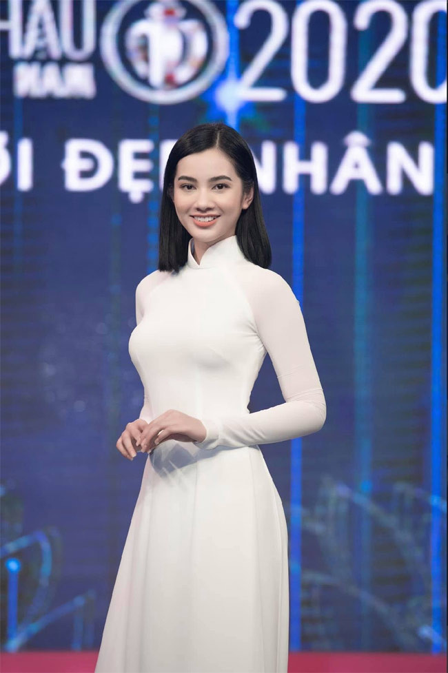Nữ sinh quê An Giang được giới chuyên môn đánh giá là một trong những gương mặt đẹp nhất cuộc thi Hoa hậu Việt Nam 2020.