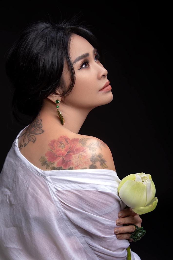 Hiếm có ca sĩ nào giữ được vẻ quyến rũ như Thanh Lam dù chị đã bước qua thời kỳ đỉnh cao nhan sắc.