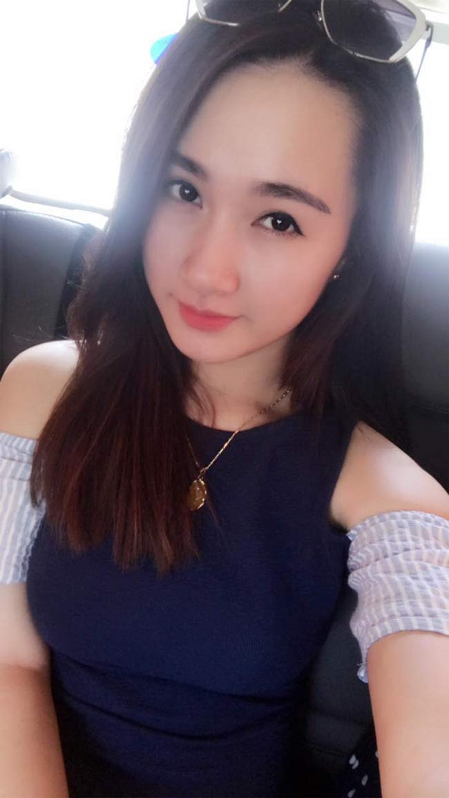 Vợ Hà Việt Dũng tên Hà Thị Nhung, là cô gái dân tộc Thái ở Hòa Bình.