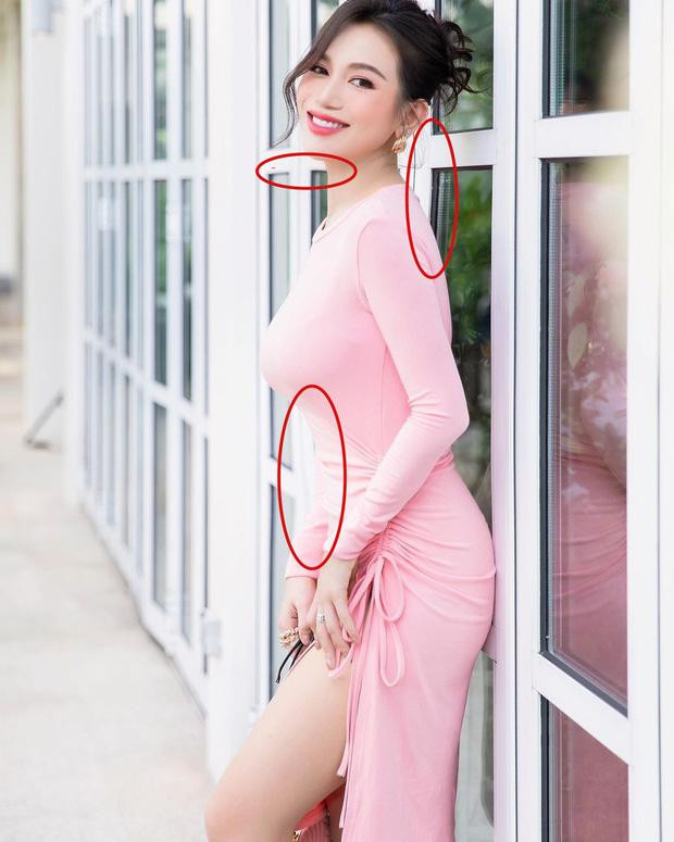 Đầu tư chỉnh ảnh hơn Minh Hằng, ca sĩ Sĩ Thanh bị soi ra chi tiết photoshop đến méo cánh cửa chỉ vì muốn "độ" thêm vòng 1, vòng 3 và thu nhỏ thêm chút vòng eo.