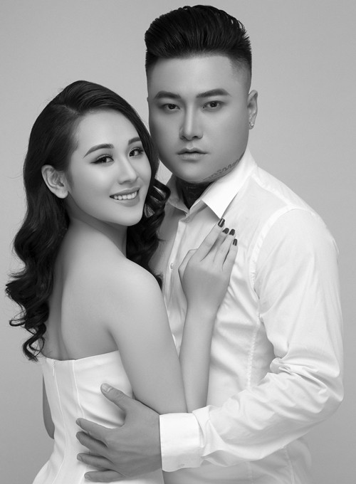 Bạn gái mới kém 10 tuổi của Vũ Duy Khánh tên Phương Anh, sinh năm 1999.