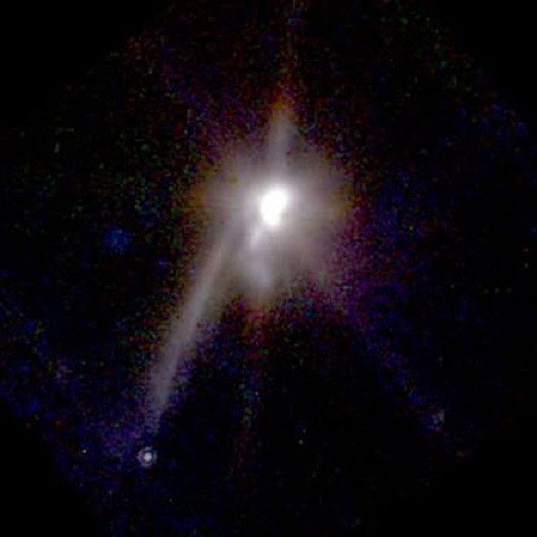 Hành tinh ma lúc ẩn lúc hiện: Kính viễn vọng Hubble của NASA đã từng phát hiện một ngoại hành tinh có tên TMR-1C khoảng 15 năm trước. Sau một thời gian biến mất, tới năm 2009, kính viễn vọng Canada-France-Hawaii lại nhìn thấy hành tinh "ma" này.