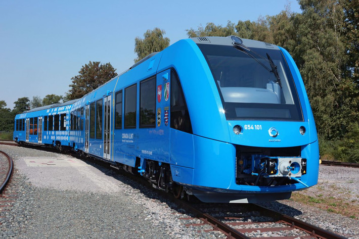 Theo công ty Alstom, tàu có độ ồn khá thấp so với loại tàu sử dụng nhiên liệu diesel, âm thanh phát ra chỉ đến từ tiếng bánh xe va chạm trên đường ray và tiếng cản của không khí.