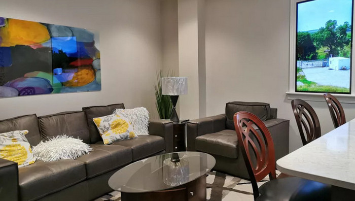 Đắt đỏ là vậy nhưng bù lại các khách hàng luôn được thừa hưởng giá trị tốt nhất của hầm trú ẩn, đó là sự an toàn.