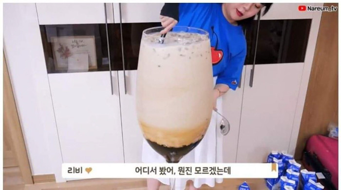 Sau đó là khuấy đều lên và chuẩn bị thưởng thức