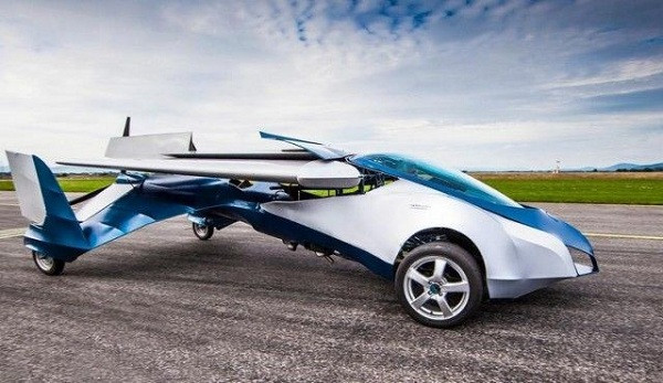 Nhà đồng sáng lập khác của Google - tỷ phú Larry Page cũng có cùng đam mê với Sergey Brin. Ông đầu tư cho 3 dự án khởi nghiệp về chế tạo các loại ôtô bay.