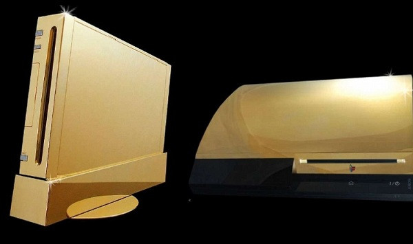 Hộp máy được đúc từ hơn 2,5kg vàng 22k, hệ thống các nút Power, Reset và Eject trên tay cầm được mạ 78 viên kim cương với khối lượng 20 carat.
