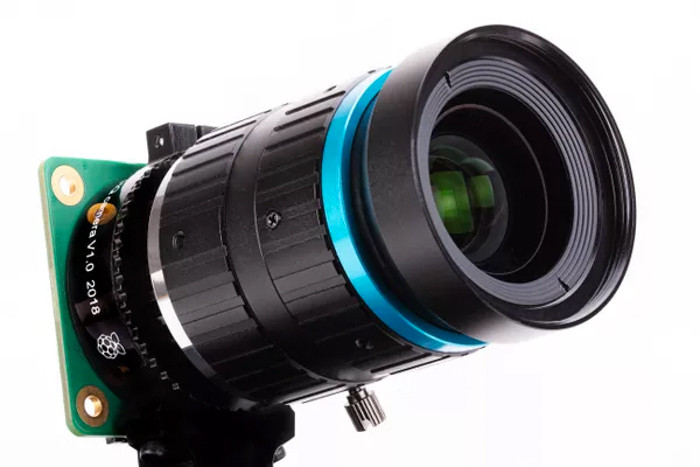 Raspberry Pi High Quality Camera sử dụng cảm biến Sony IMX477 12,3MP, với kích thước lớn gấp đôi so với cảm biến cũ. Các pixel có kích thước 1,55 µm.